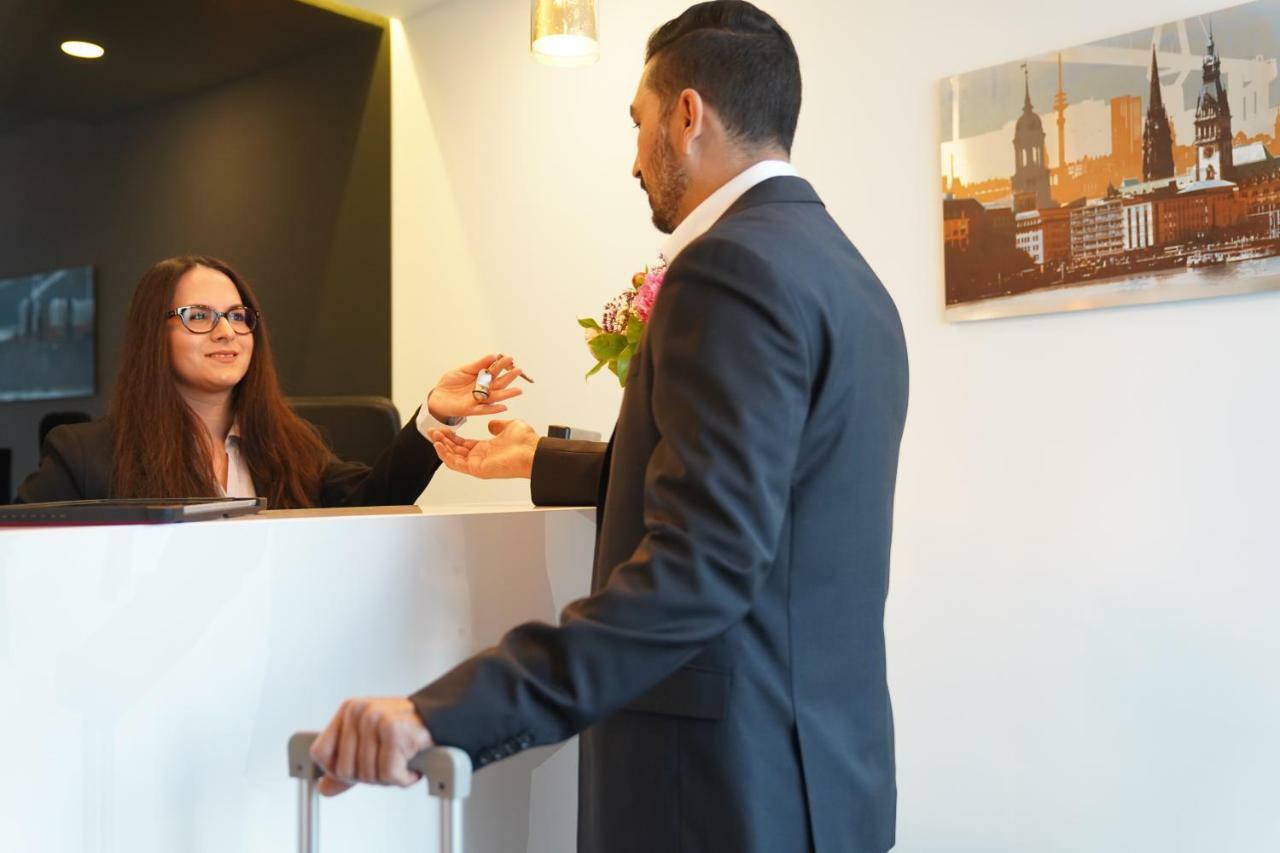 Hotel Dias Pinneberg Ngoại thất bức ảnh